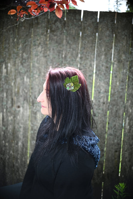 Green Leaf Hair Clip